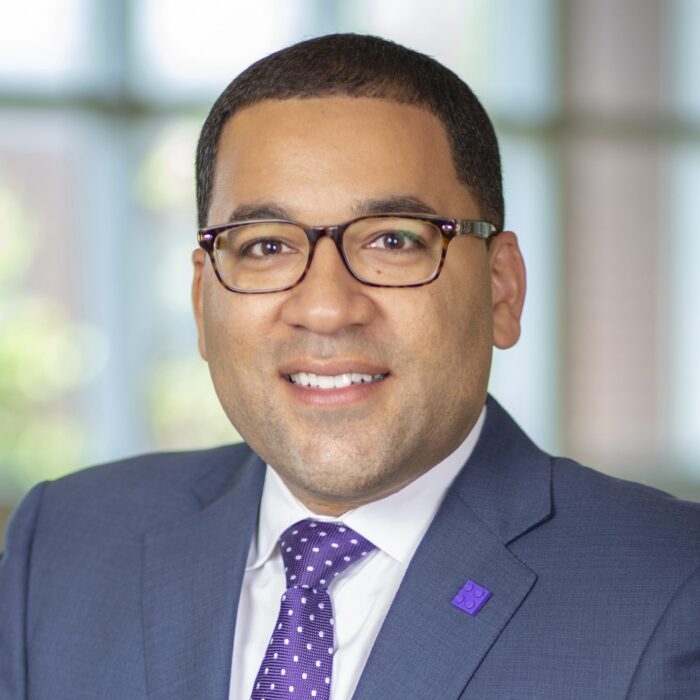 Head and shoulders photo of Eric Lugo